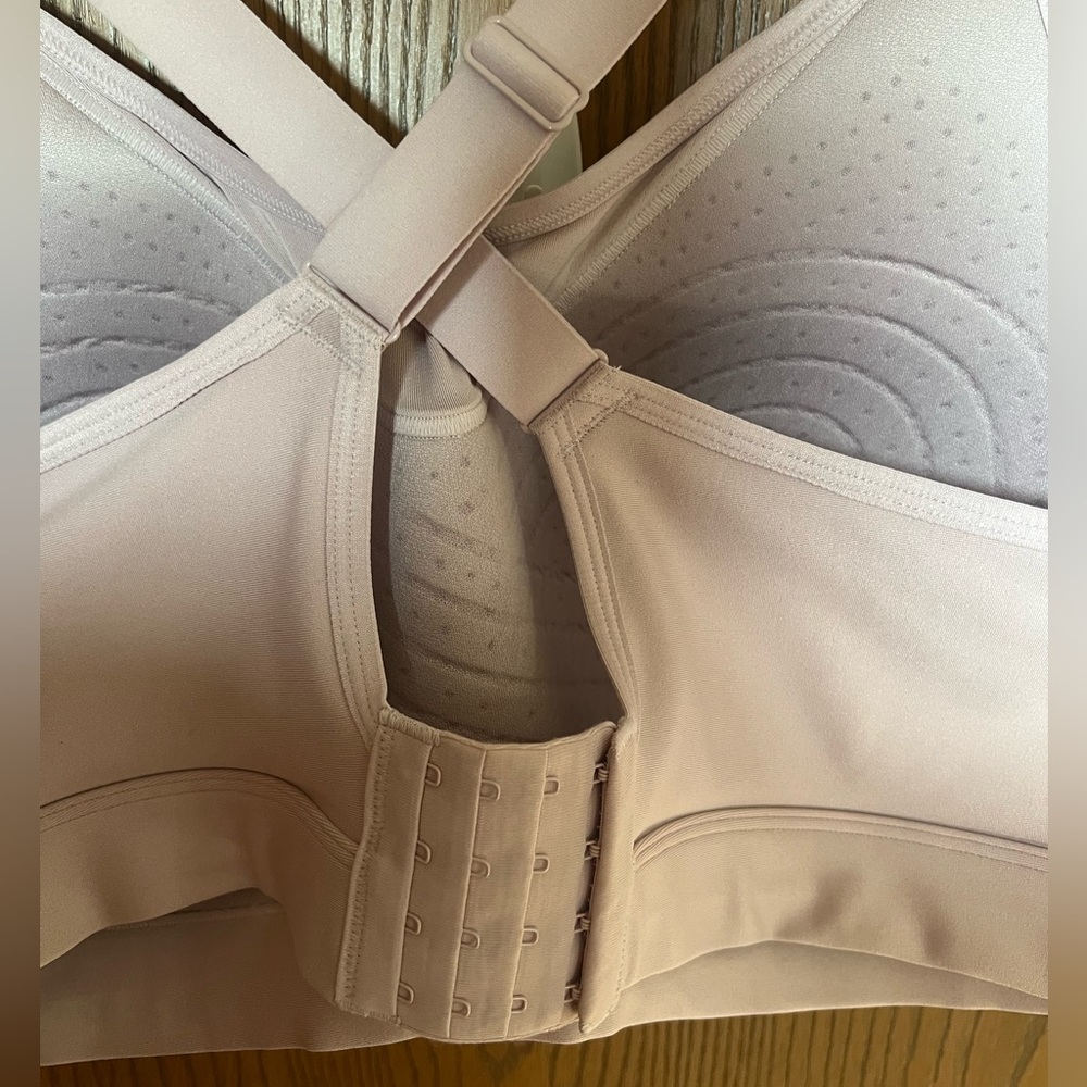 Under Armour women’s 3x high support sports bra - Picture 4 of 5
